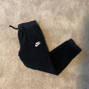 Black Nike sweats size xl